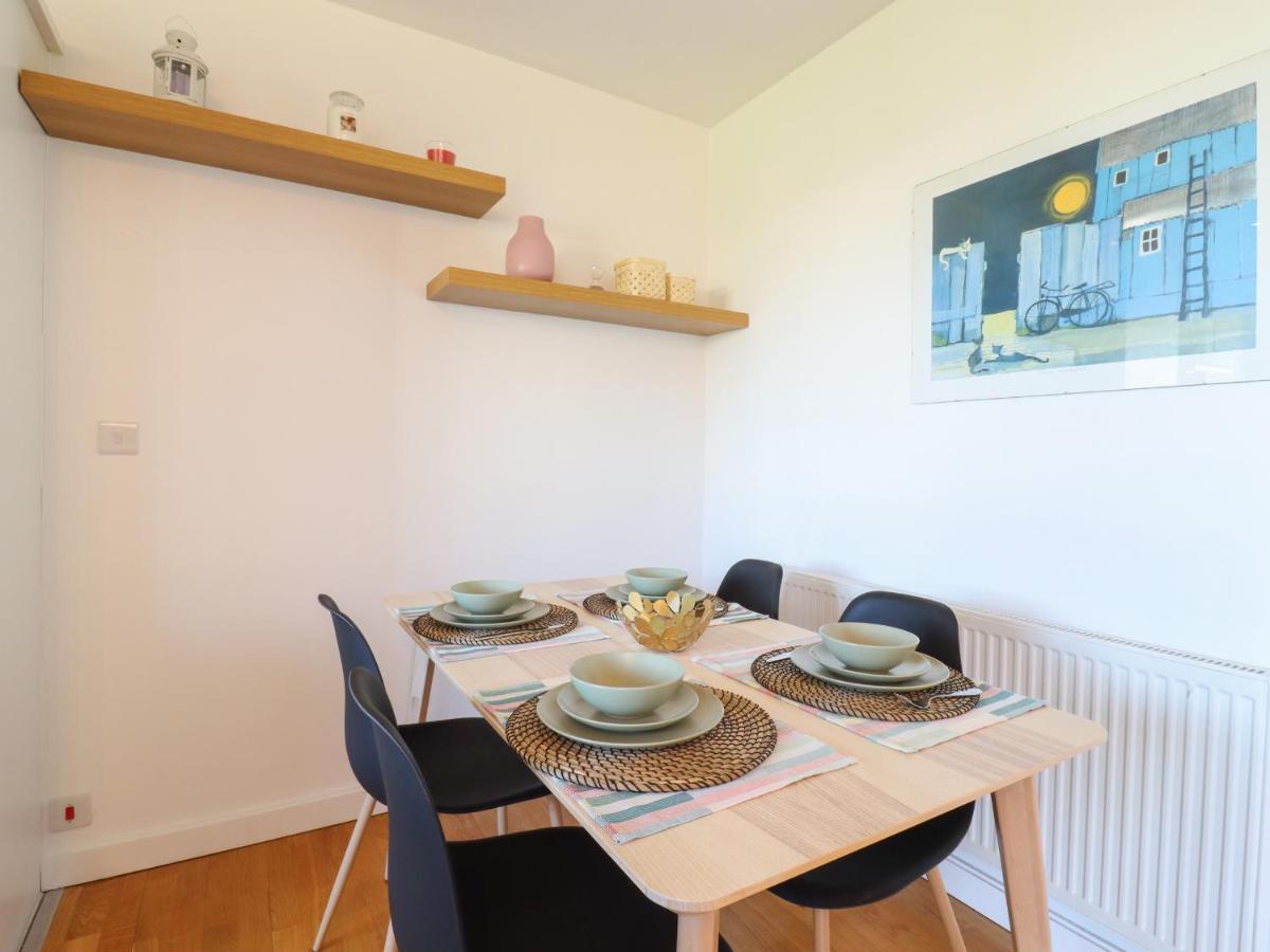 Flat 19 By The Beach Harwich Exterior foto