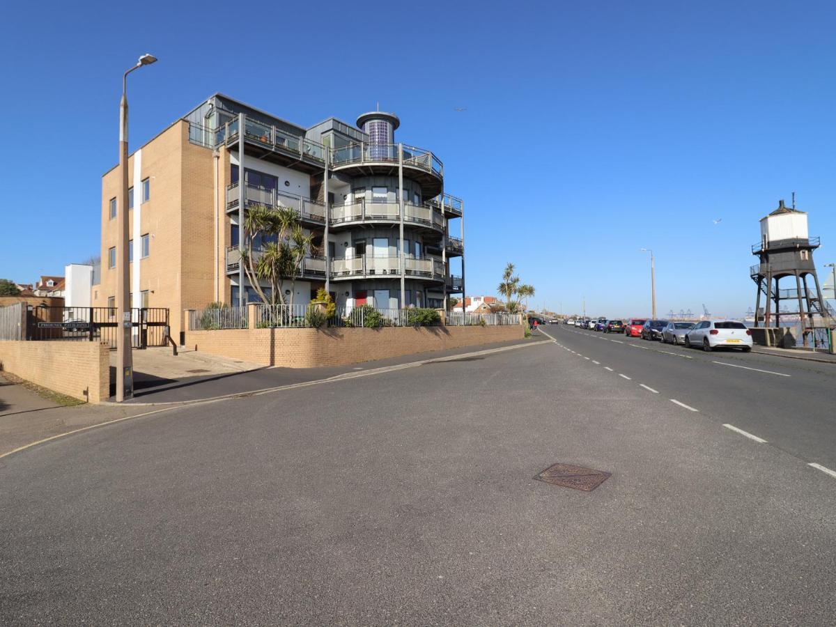 Flat 19 By The Beach Harwich Exterior foto